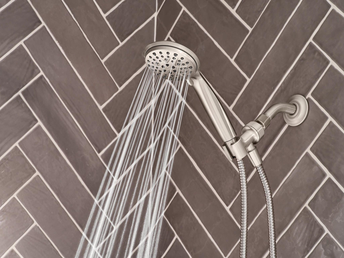 Moen Attune rinse setting ideal for quick cleans.