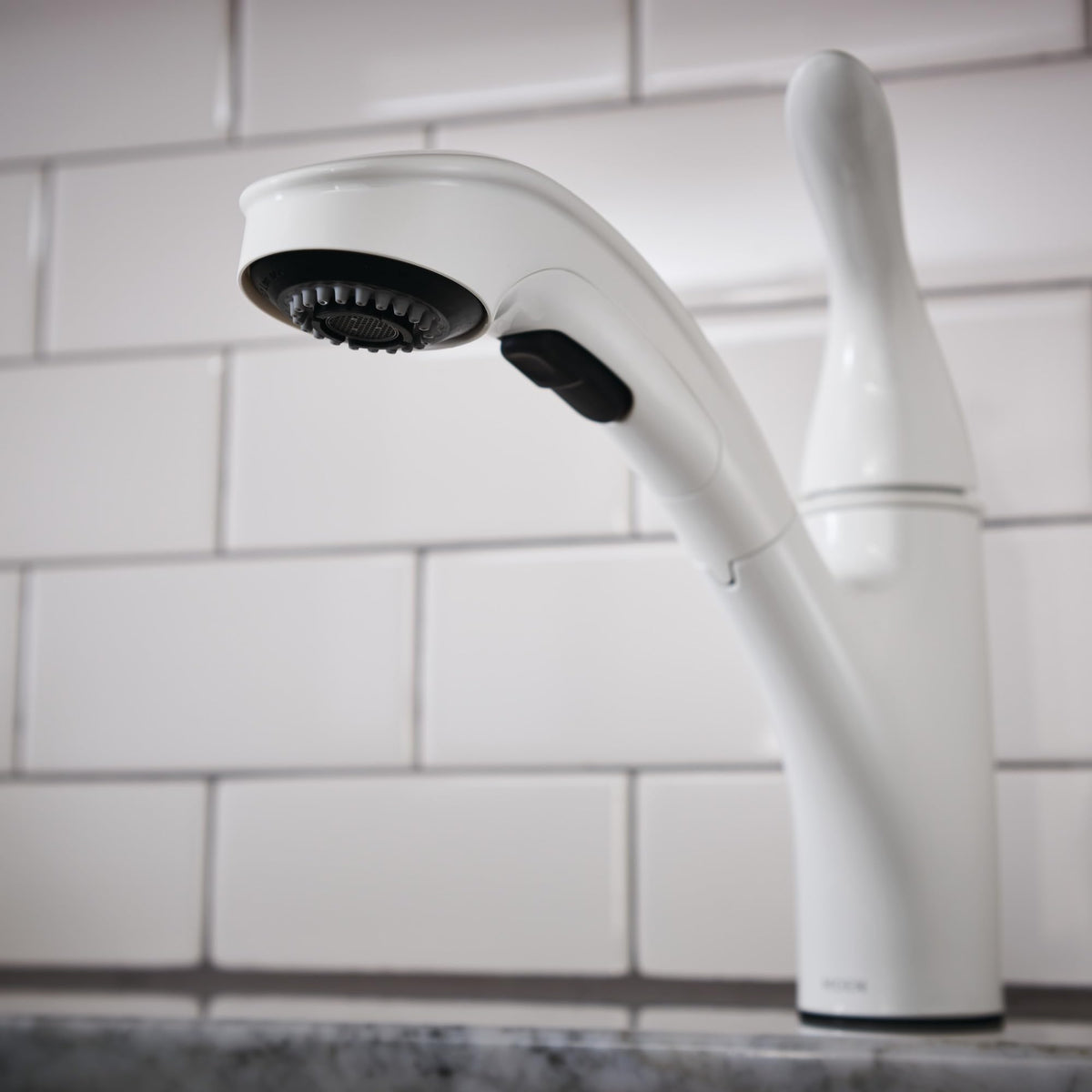 1- or 3-hole installation options with Glacier White finish.