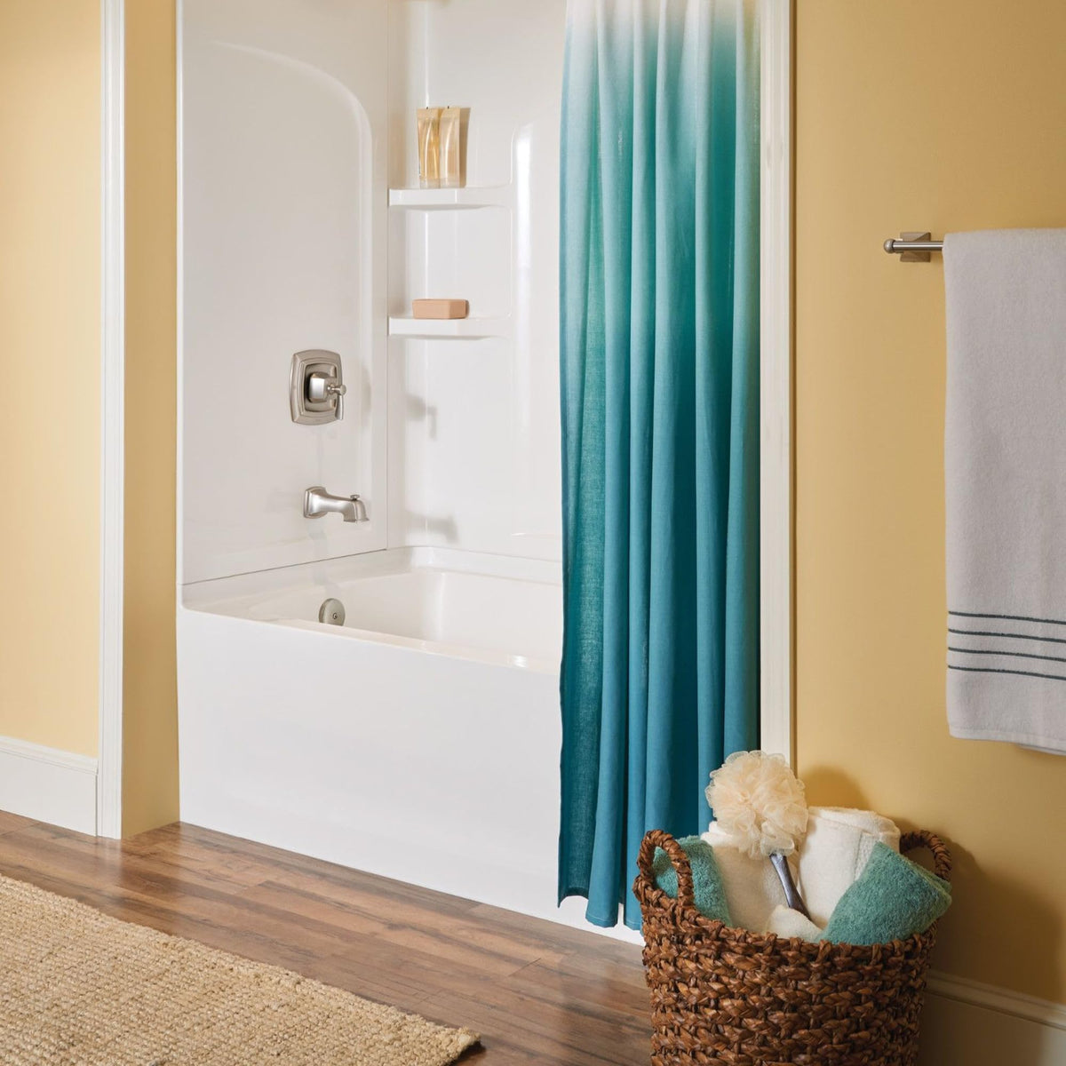 Moen Conway standard IPS connections simplify installation with common fittings
