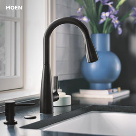 Moen Haelyn water flow close-up highlights a steady, controlled stream.