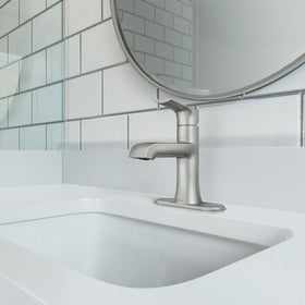 Moen LISO modern design with clean curved edges