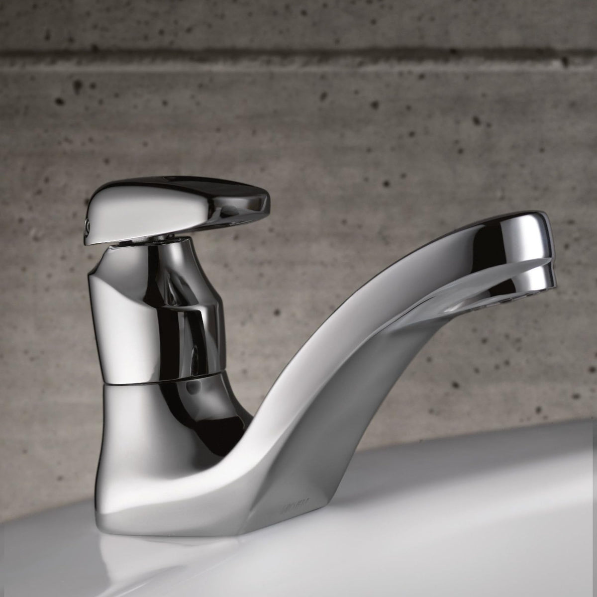 Moen one-hole installation image illustrating compact through-hole design