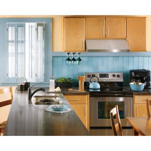Moen Renzo finish resists fingerprints and water spots for a clean look