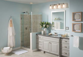 Packaging and hardware for Moen Retreat show a complete, ready-to-install kit.