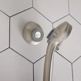 Screws and wall bracket enabling versatile Magnetix mounting