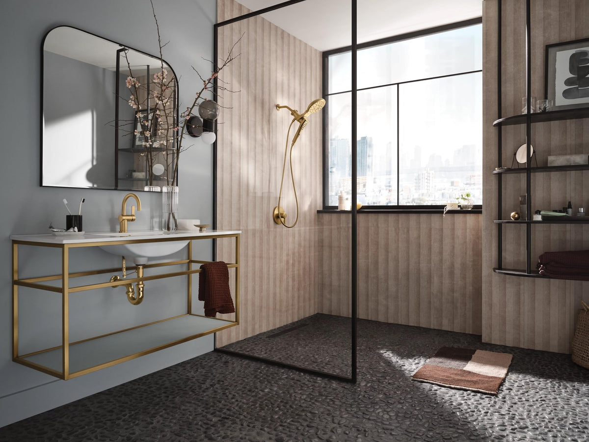 Moen Verso handshower with Magnetix docking for easy detachment