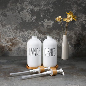 MOMEEMO bamboo dish tray complements the set and catches drips.