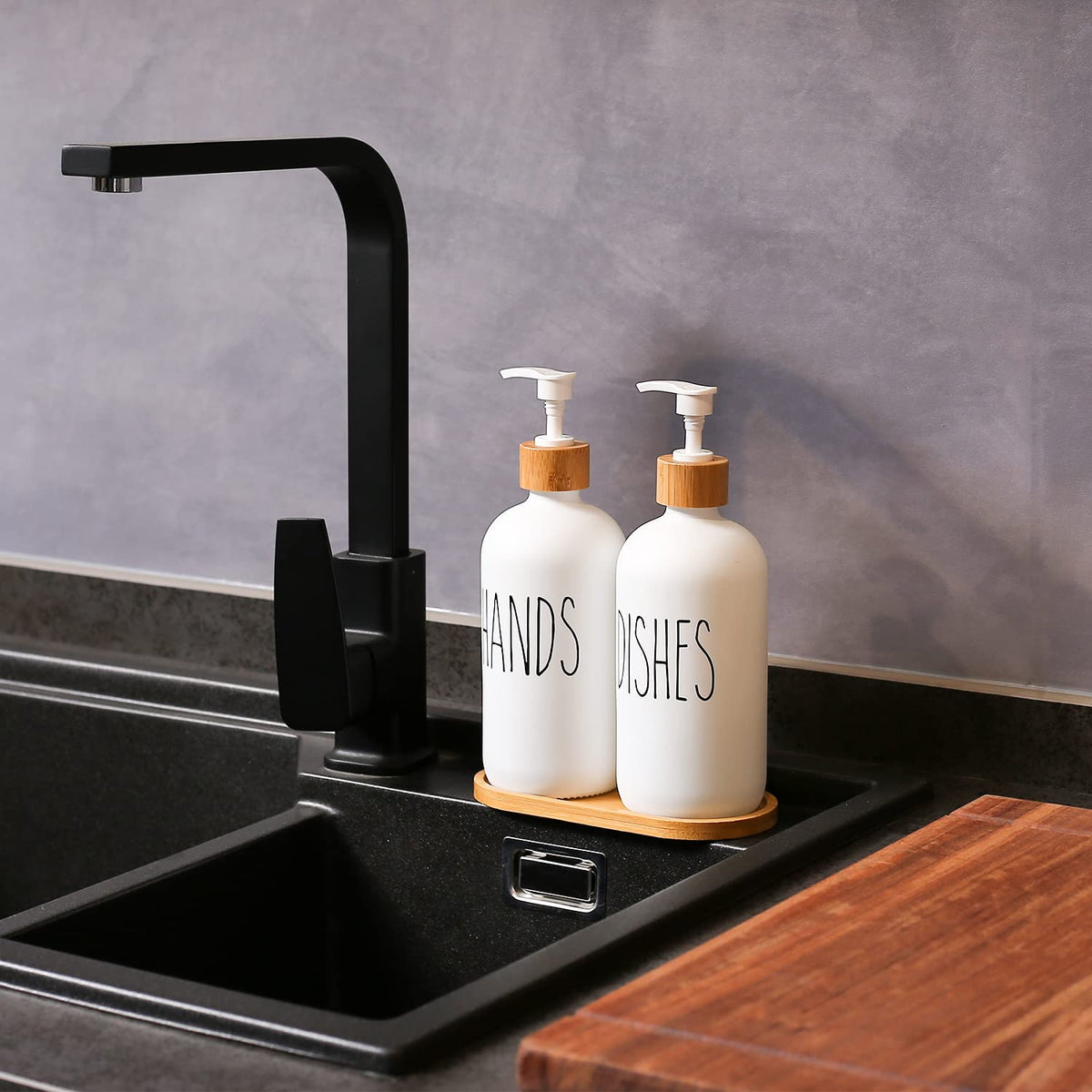 MOMEEMO white dish soap dispenser with pump keeps counters tidy.