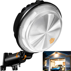MOONTIP barn light with dusk to dawn sensor for automated outdoor lighting