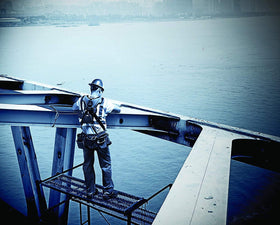 MSA Skullgard multi-industry usage image suited for steel and mining