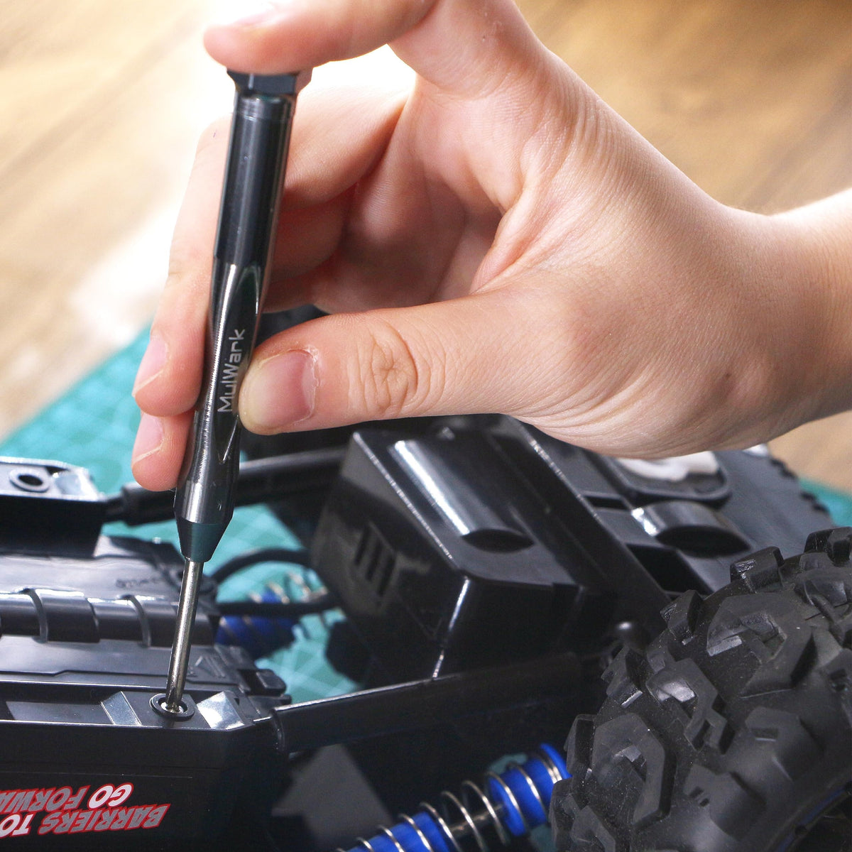 MULWARK crush-resistant case keeps tools organized and protected