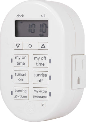 MyTouchSmart Simple Set 7-Day Timer dual outlets powering lamps and decor.