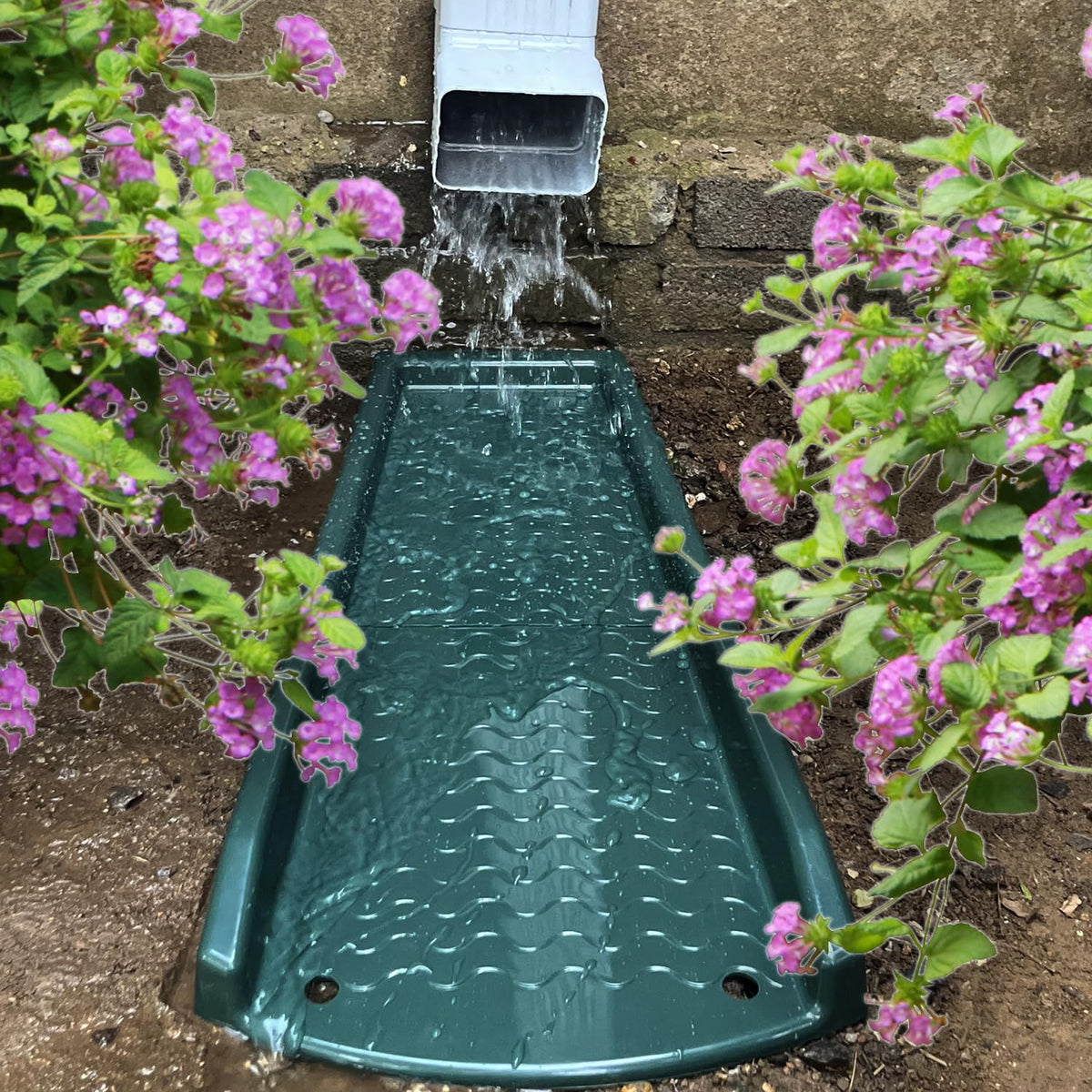 NAACOO splash block with nails ensures quick, secure installation during heavy rainfall.
