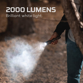NEBO Davinci 2000 beam pattern demonstrates focused spotlight and flood lighting.
