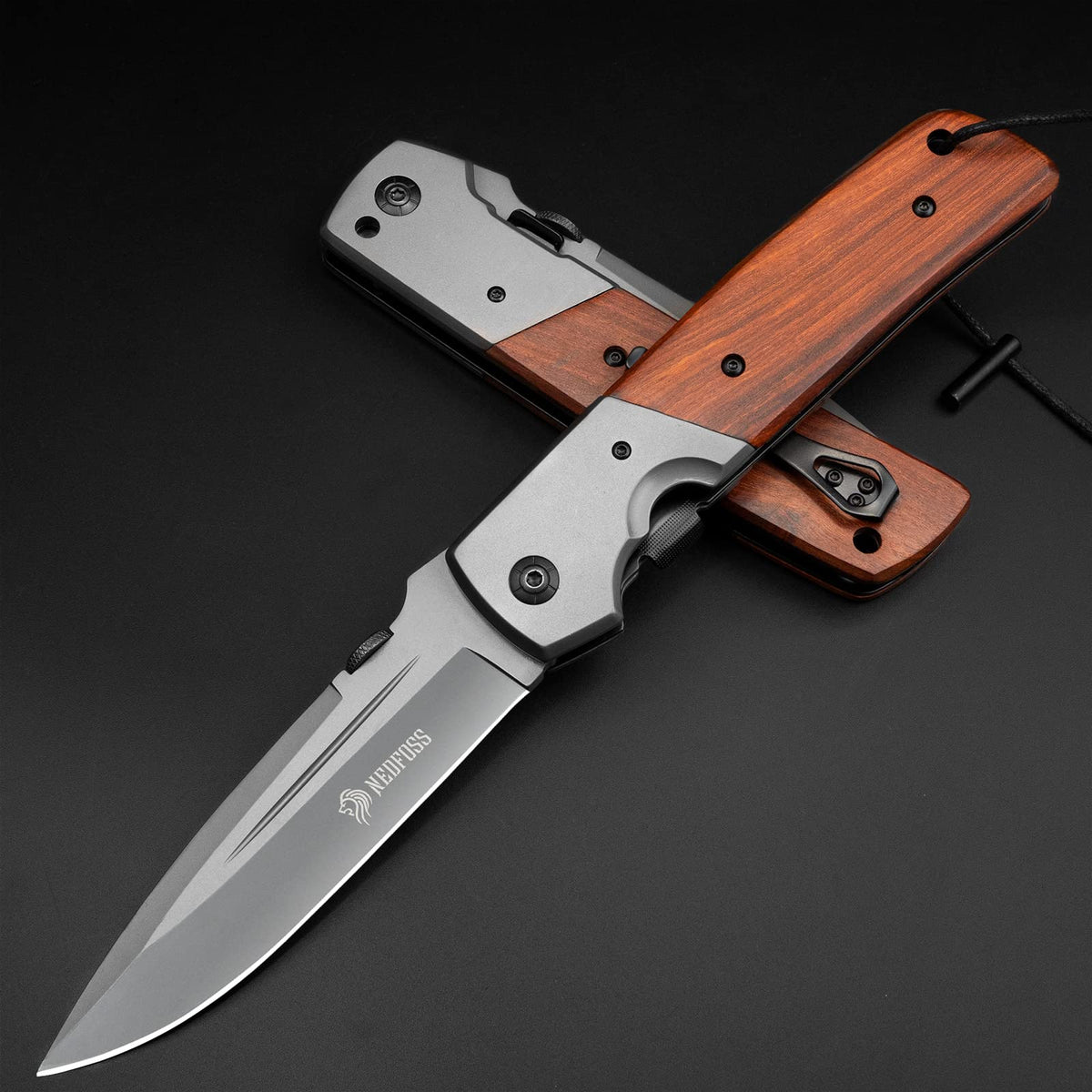 NedFoss DA52 rosewood handle provides a comfortable, stable grip for outdoor tasks
