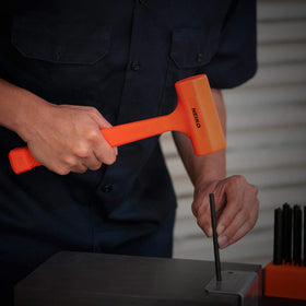 Neiko 02847A ideal for auto body repair and light metalwork in workshops.