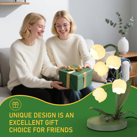 NewAoNaSen Flower Table Lamp bedside-desk placement adds warmth to any room.