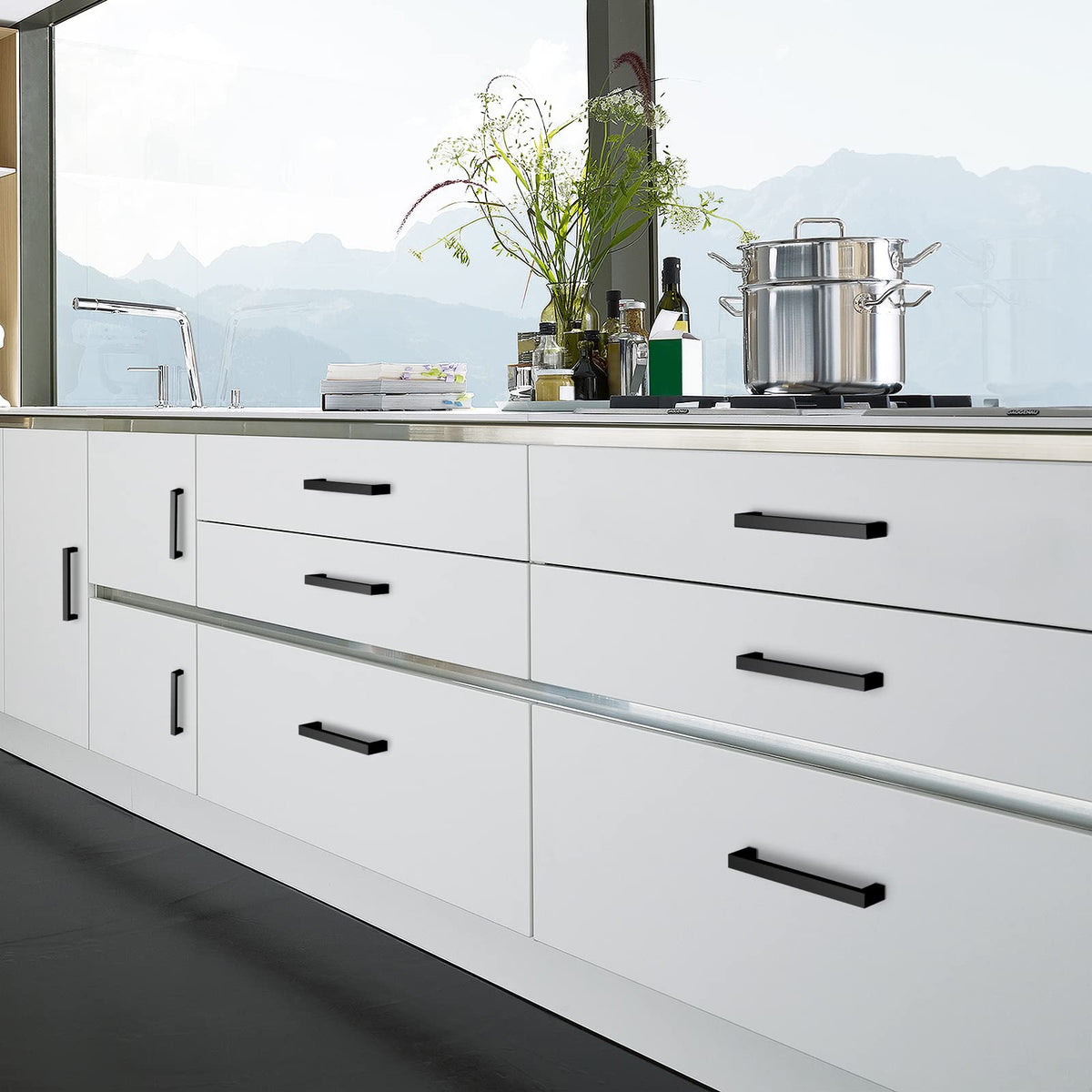 NISUOIEN matte black pull finish resists corrosion for long-term use.