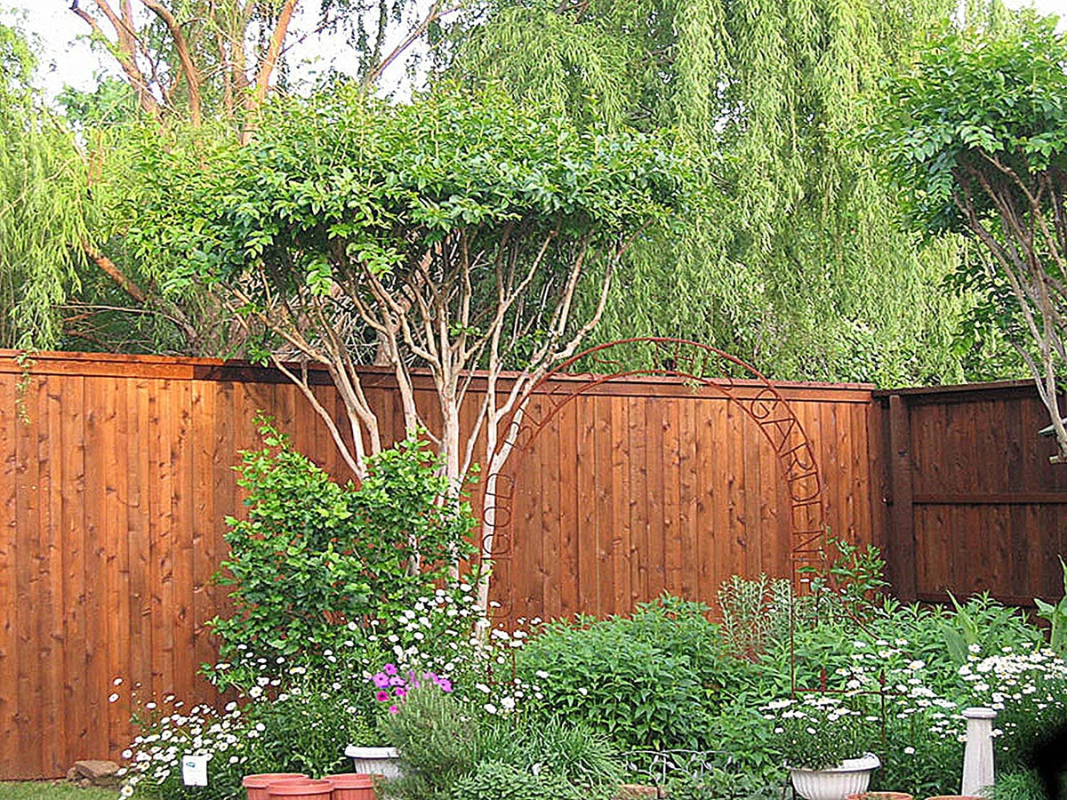 NK Norkan Ready Seal on a fence, showcasing seamless, self-blending finish.