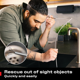 NoCry non-slip rubber handle provides a firm grip during pickups