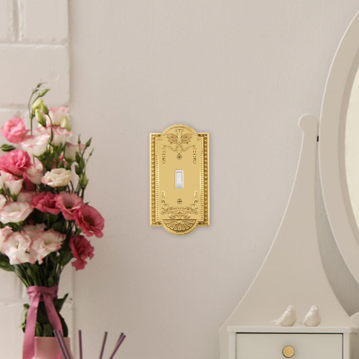 Nostalgic Warehouse Meadows brass hot-forged plate close-up showing durability.