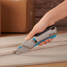 Nova narrow nose design enhances control during cuts.