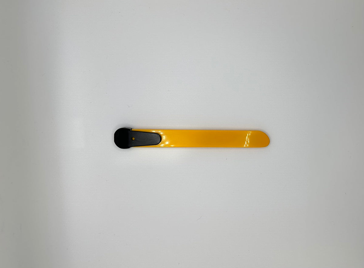NT Cutter BA-50SS stainless steel blades show sharp edge for precise cuts.