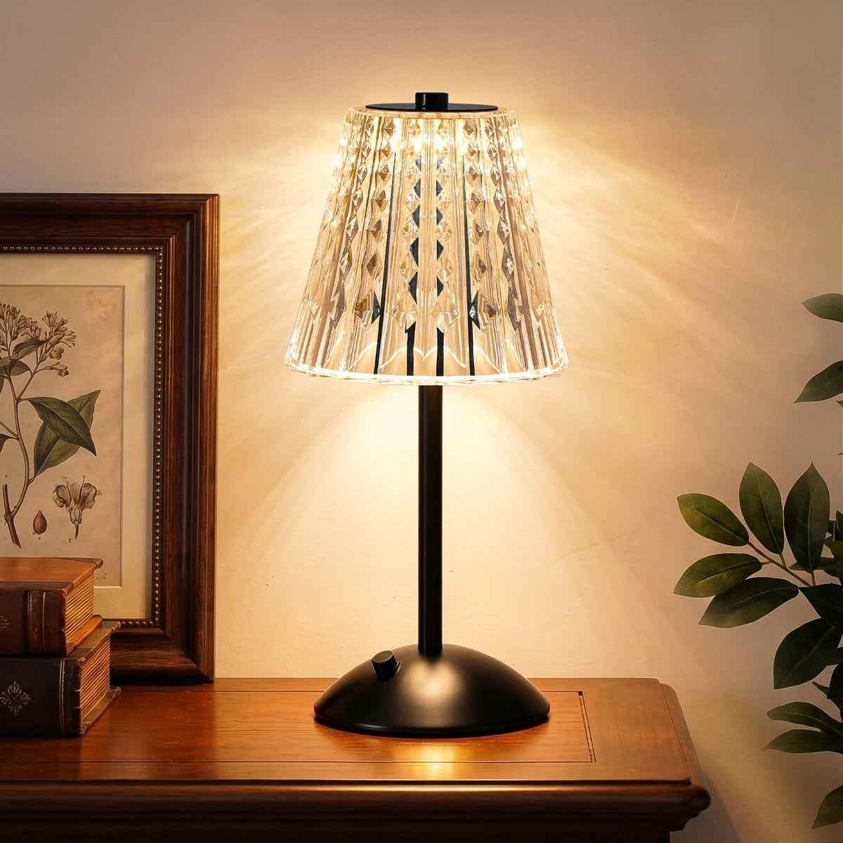 Nusogon crystal lamp with long-lasting battery for cordless bedside lighting