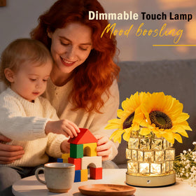 NuuNuy sunflower lamp touch-control provides easy brightness adjustments.