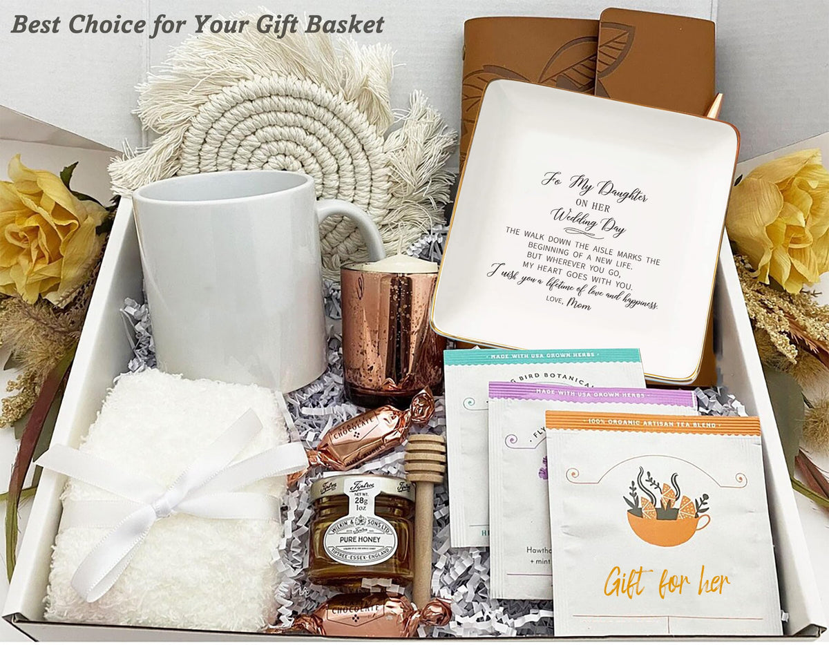 NZY wedding decor scene with ring dish as a thoughtful keepsake.