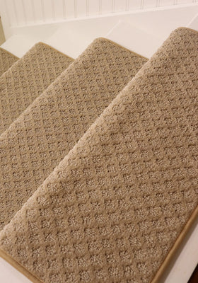 Oak Valley Bayside Charm soft-plush surface for barefoot comfort and warm stair appeal