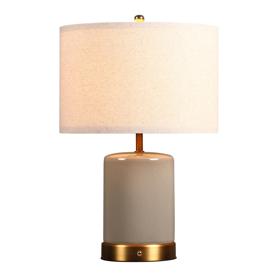 O'Bright Dune battery lamp base enables cordless light on any surface.