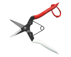 Okatsune No. 304 blade-close-shot for crisp, accurate cuts