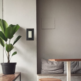 OKAWYC Luca decorator plate suits living rooms and bathrooms for refined style.