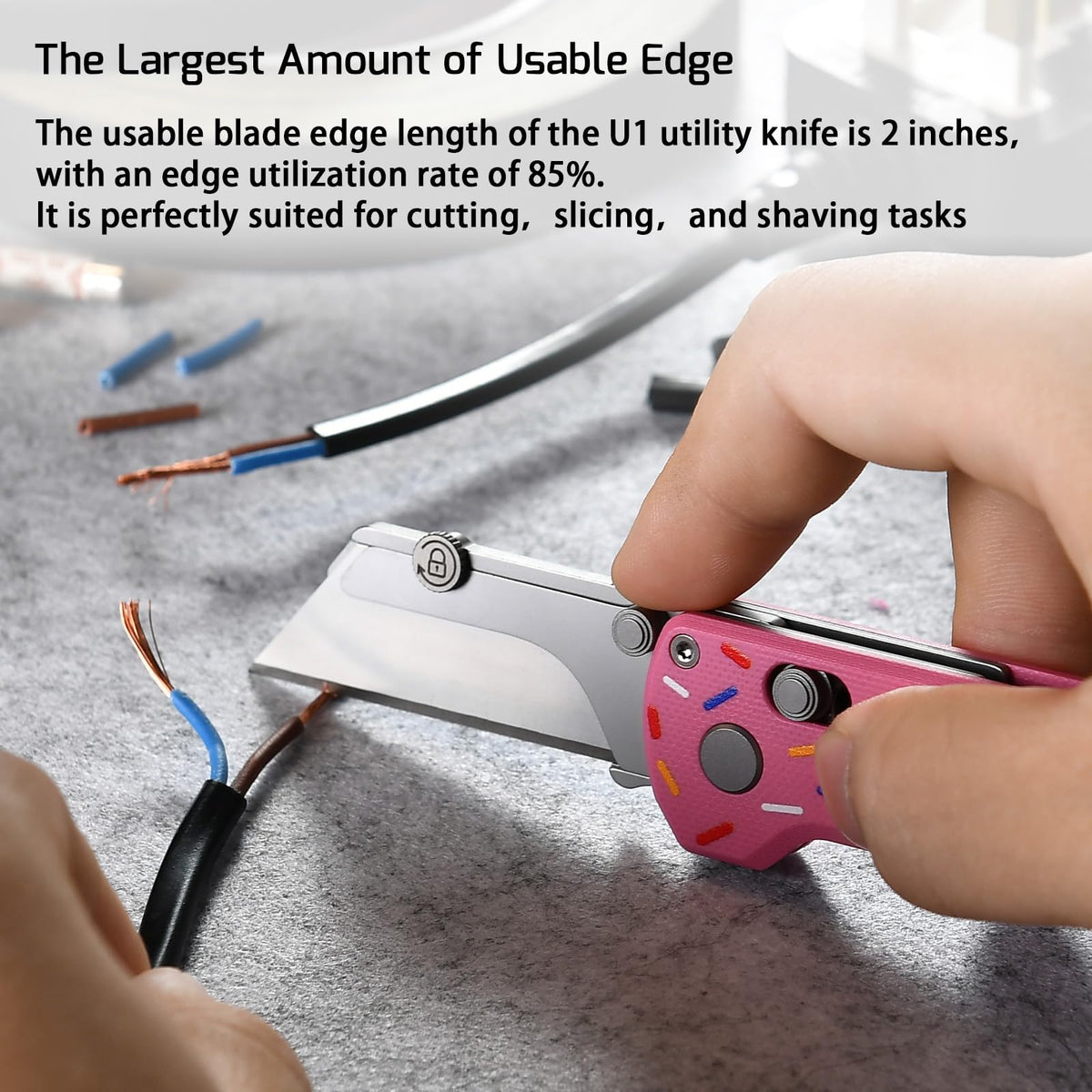 OKNIFE U1 Pro pocket clip — keep knife within easy reach during quick tasks