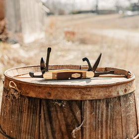 Old Timer 24OT heat-treated back springs secure the blade.
