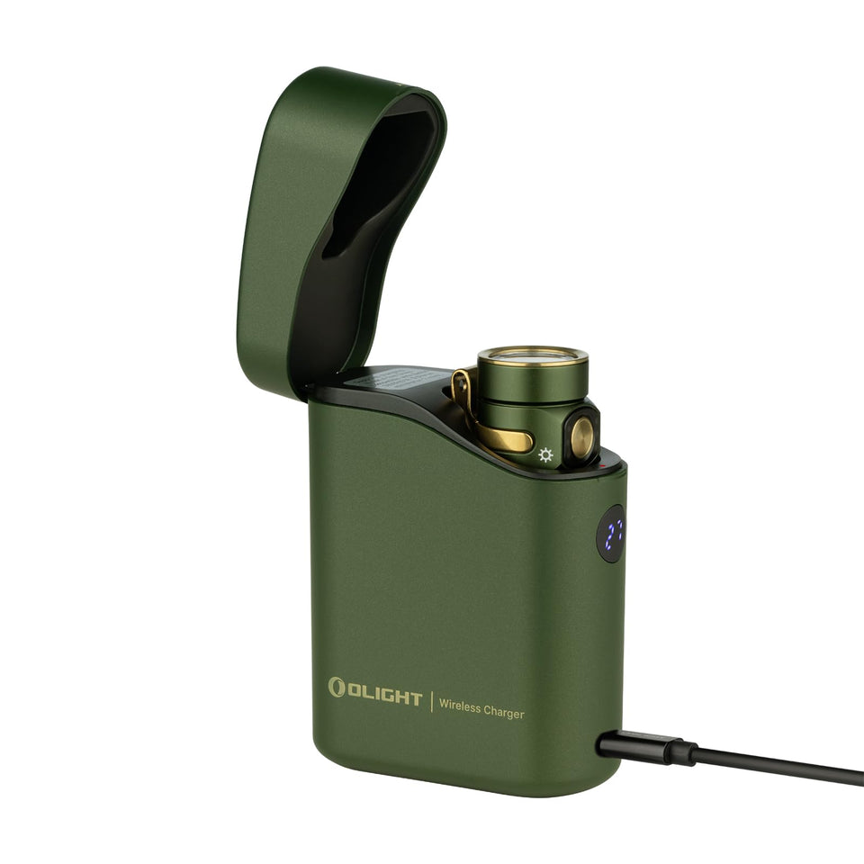 OLIGHT Baton4 Premium Edition 1300-lumen flashlight for clear everyday carry illumination