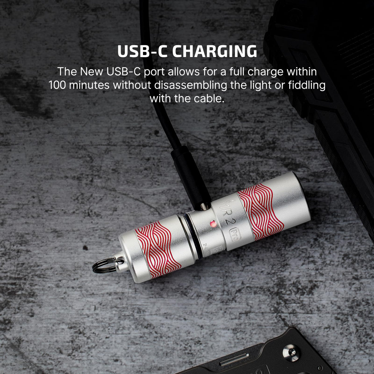OLIGHT I1R 2 Pro TIR-lens for focused beam