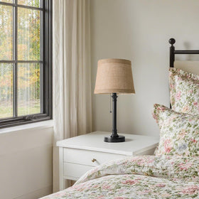 Oneach rustic farmhouse decor ideal for living rooms.
