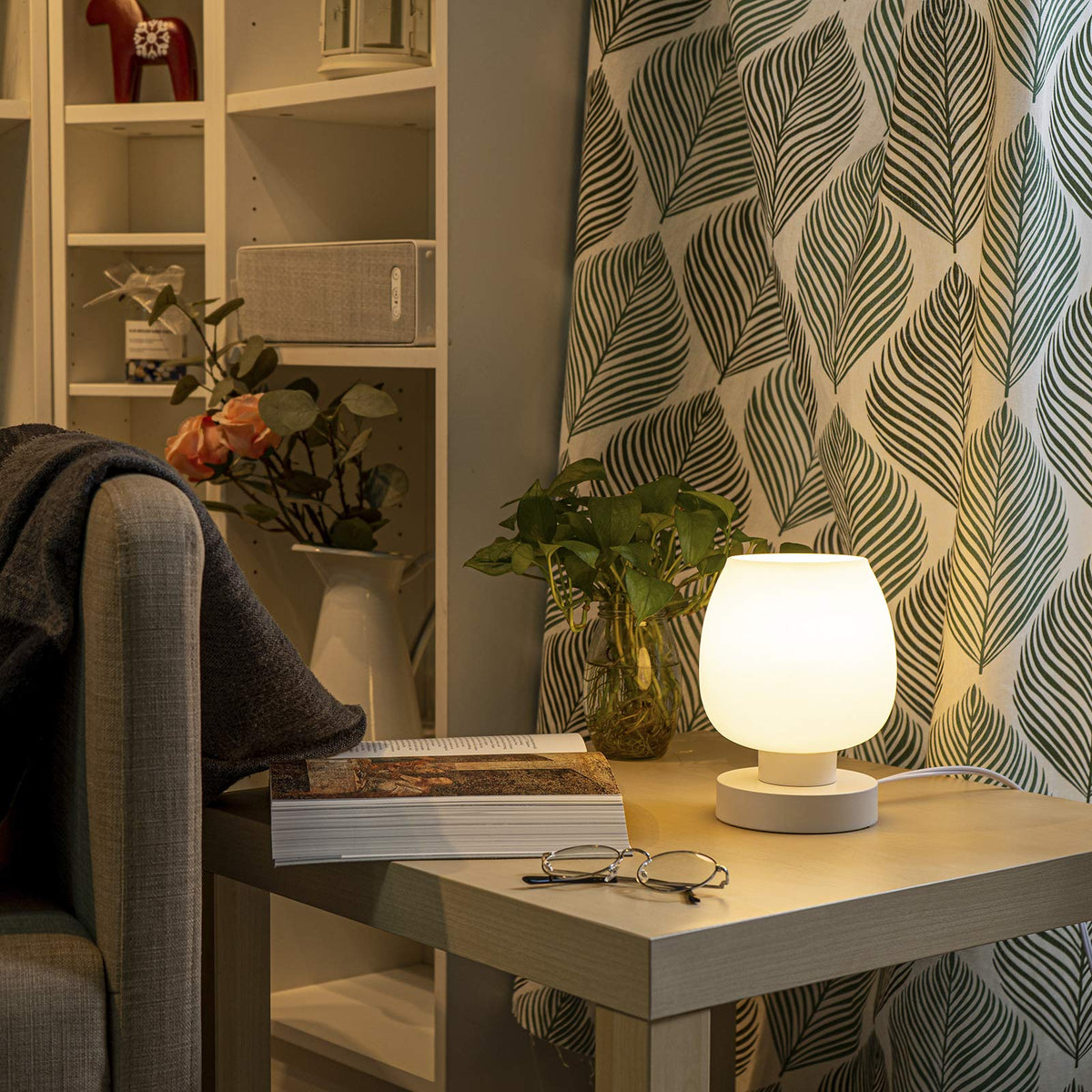 ONEWISH includes a 6.5W LED bulb for immediate use.