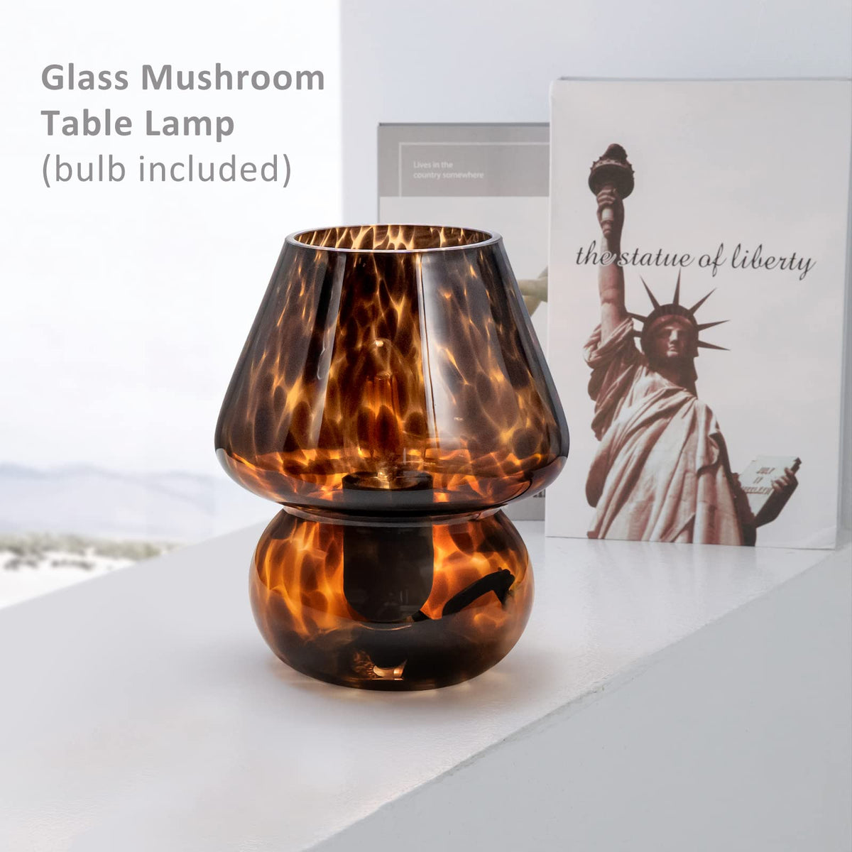ONEWISH lamp crystal pattern closeup providing soft, flicker-free illumination.