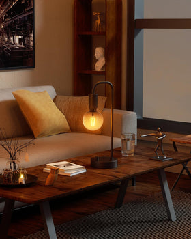 ONEWISH retro bedside lamp creates cozy ambience and practical lighting.