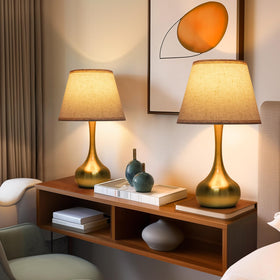 ONEWISH desk-friendly lamp suitable for study or work.