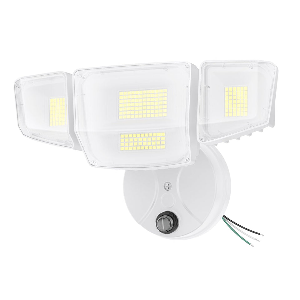 Onforu dusk-to-dawn quad-beam light brightens walkways at night