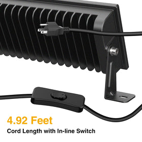 Onforu 6500K daylight lighting enhances color accuracy for tasks.