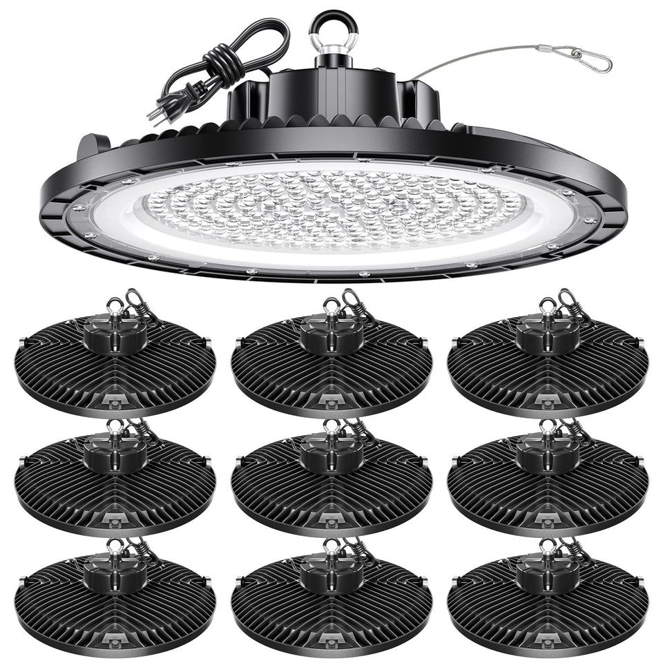 ONLYLUX UFO high bay light 200W front view showing brightness for industrial spaces
