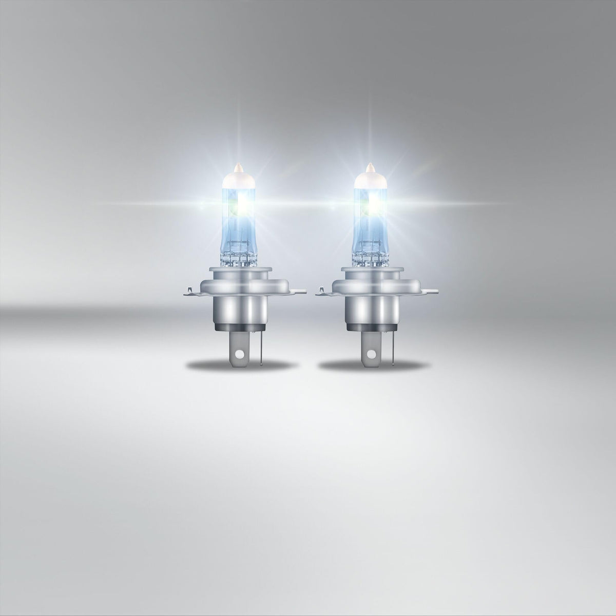 OSRAM Night Breaker 220 H4 highlights up to 220% more light for enhanced visibility.