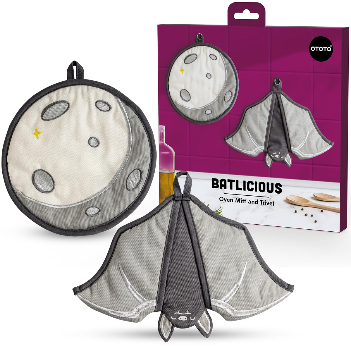 OTOTO Batlicious oven mitts protect hands with bat motif for hot pots.