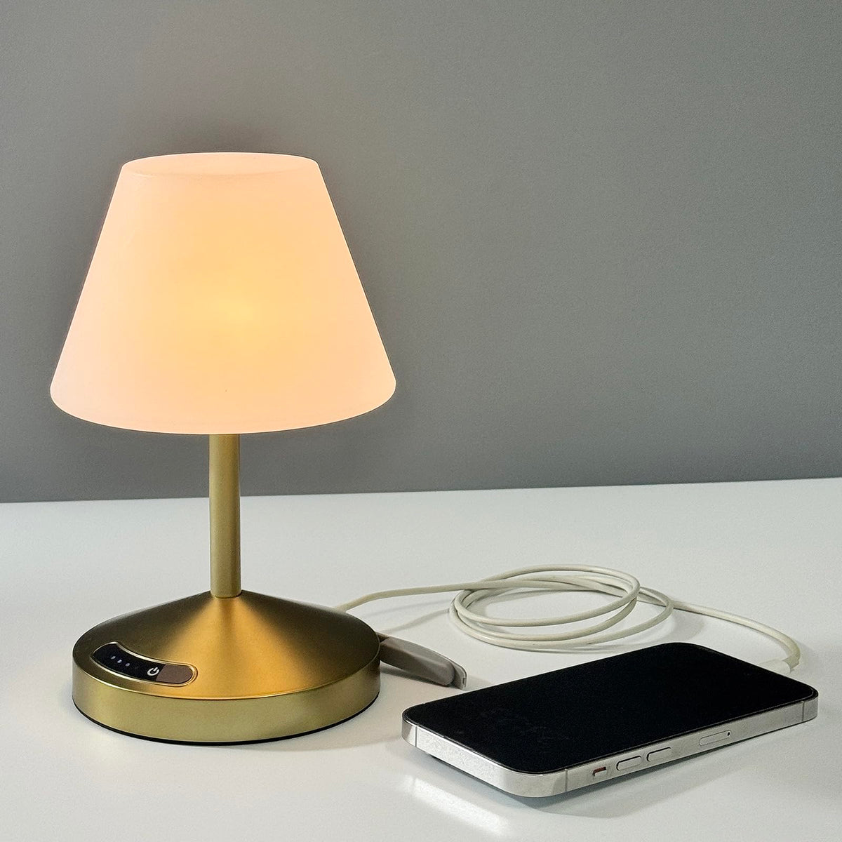 OUTON rechargeable cordless shower lamp with waterproof casing for bathroom lighting