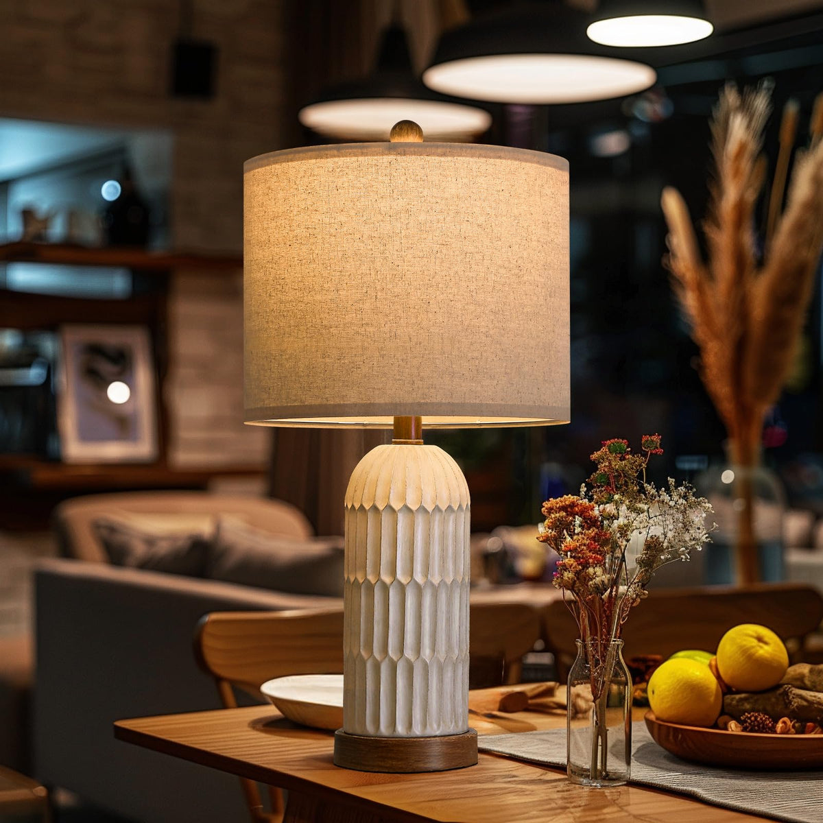 OYEARS beige-brown retro-resin-lamp for classic nightstands.